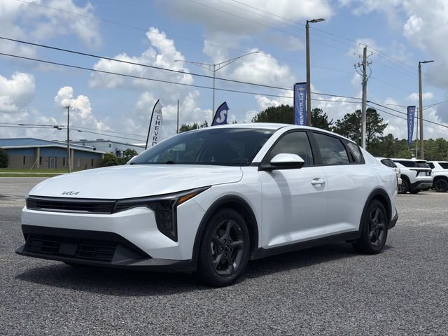 Used 2025 Kia K4 FWD image 10