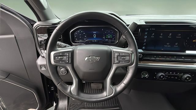 Used 2023 Chevrolet Silverado 1500 RST image 11