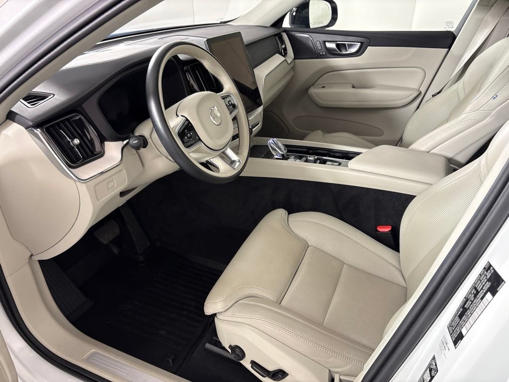 Used 2026 Volvo XC60 B5 Ultra AWD/4WD image 29