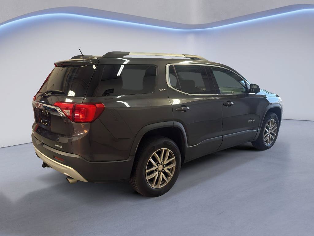 Used 2017 GMC Acadia SLE AWD/4WD image 8