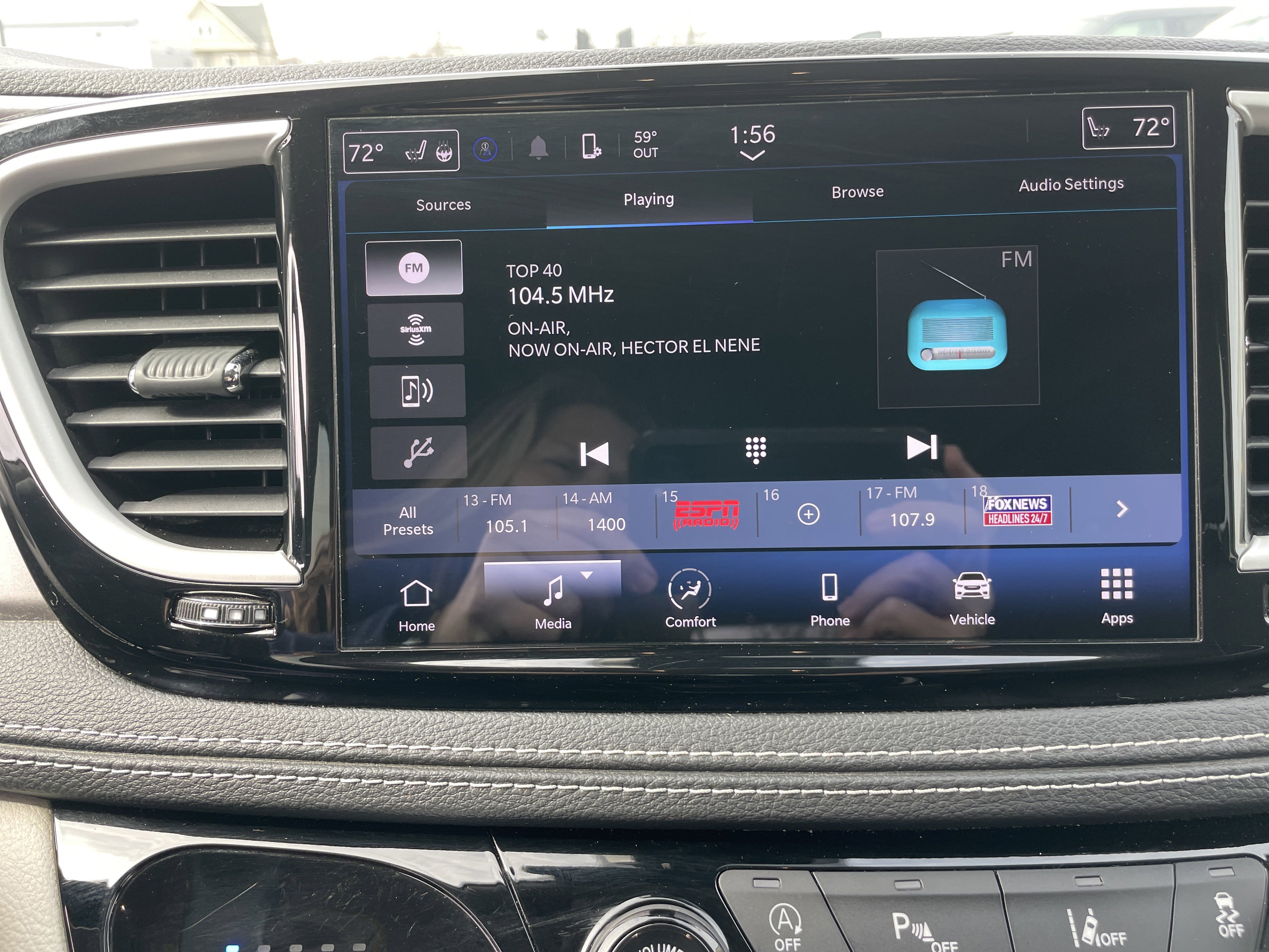 Used 2022 Chrysler Pacifica Touring-L image 41