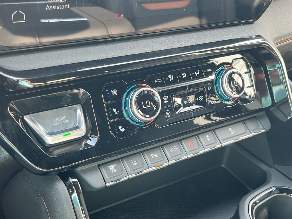 New 2026 GMC Sierra 2500 AT4 w/ AT4 Premium Plus Package image 18