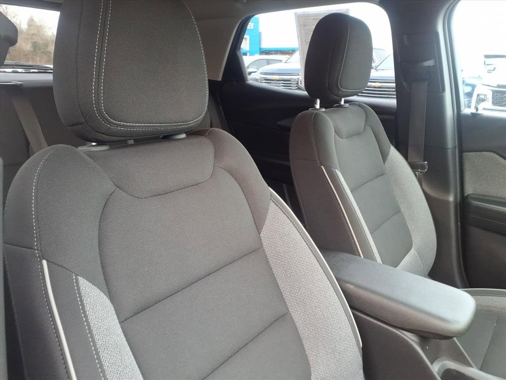Used 2023 Chevrolet TrailBlazer LT w/ Convenience Package image 21