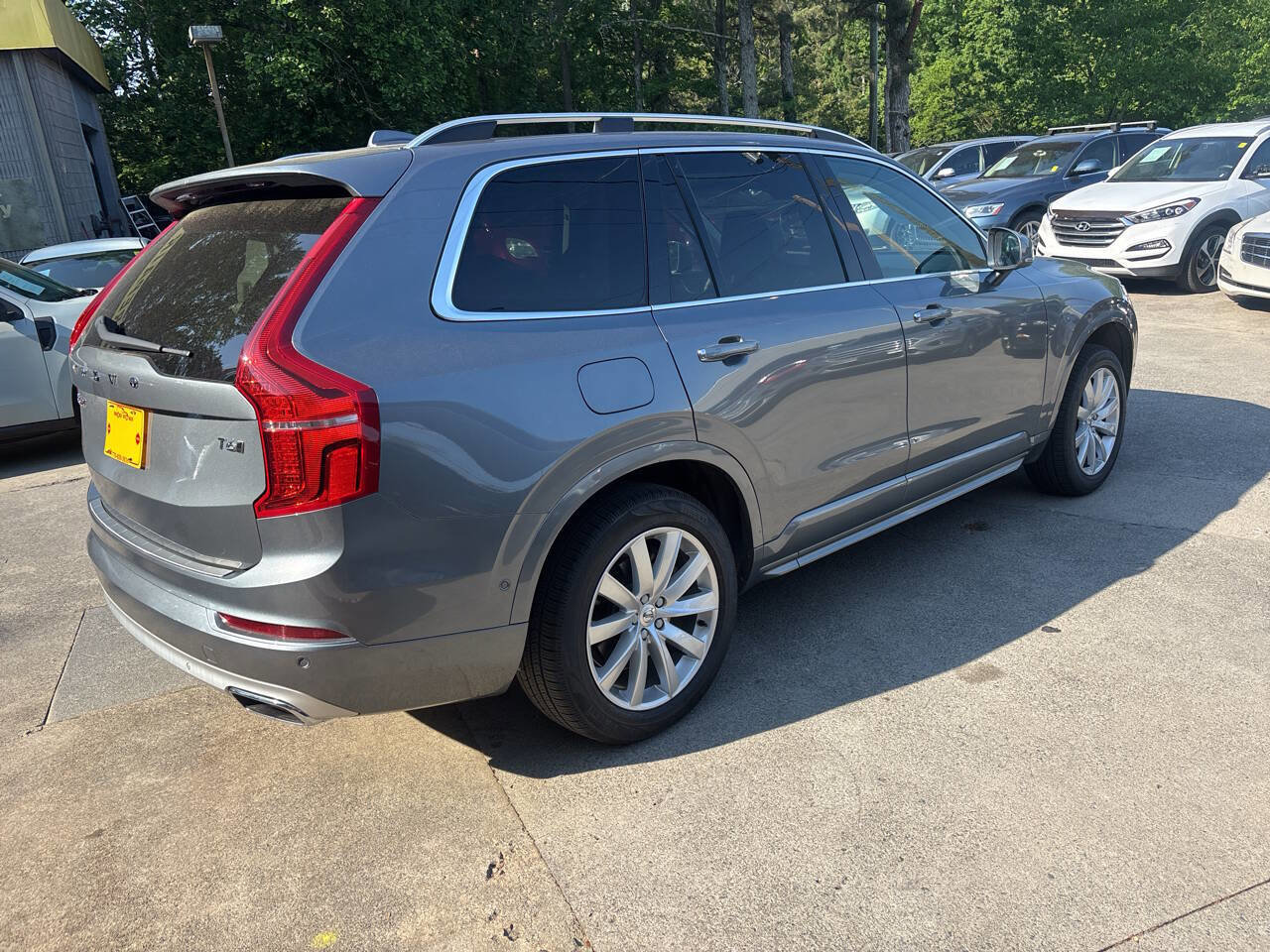 Used 2016 Volvo XC90 T6 Momentum w/ Momentum Plus Package AWD/4WD image 5