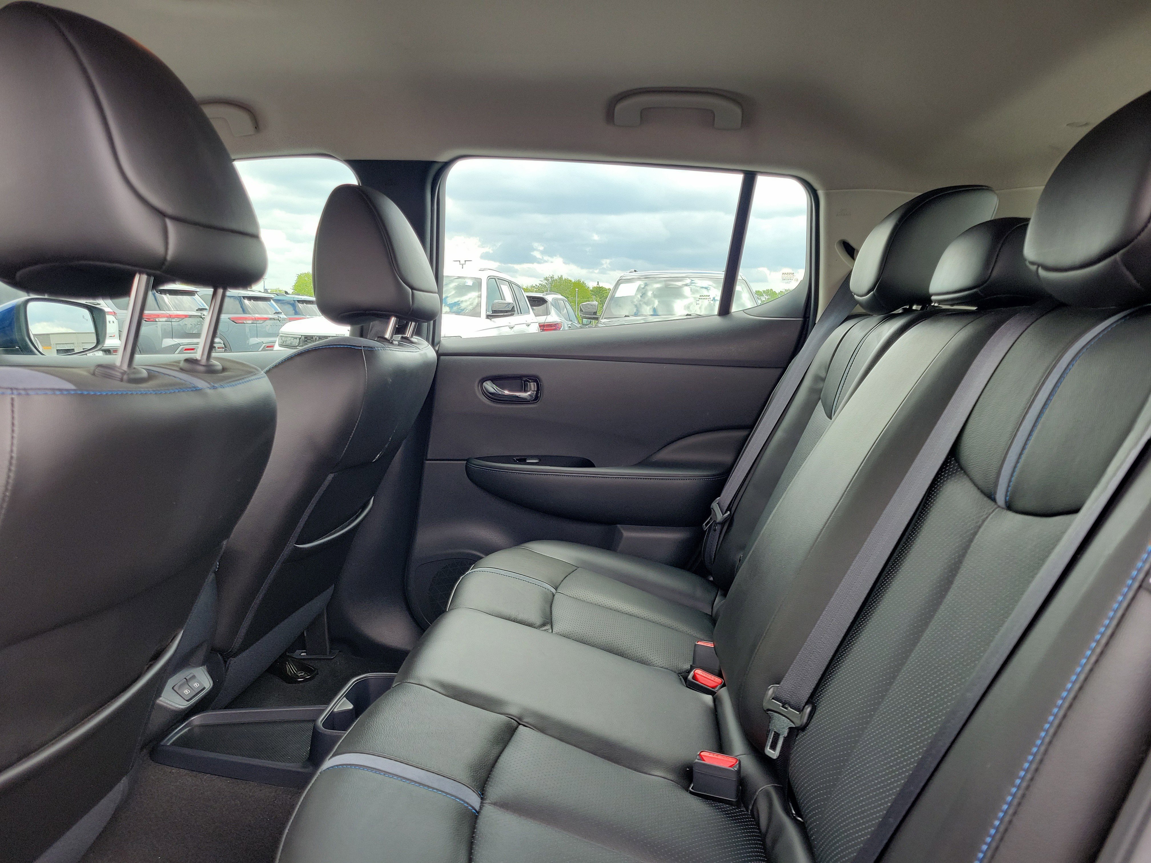 Certified 2022 Nissan Leaf SL Plus FWD image 11