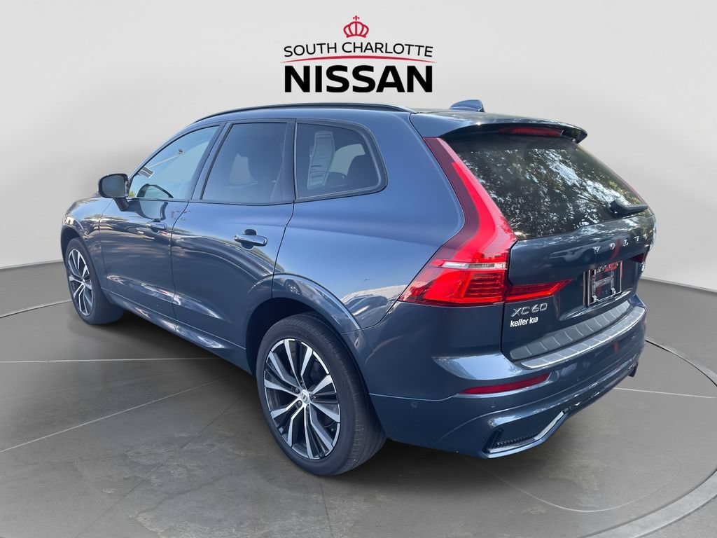 Used 2023 Volvo XC60 B5 Plus w/ Climate Package AWD/4WD image 4