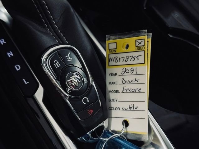 Used 2021 Buick Encore GX Select image 35