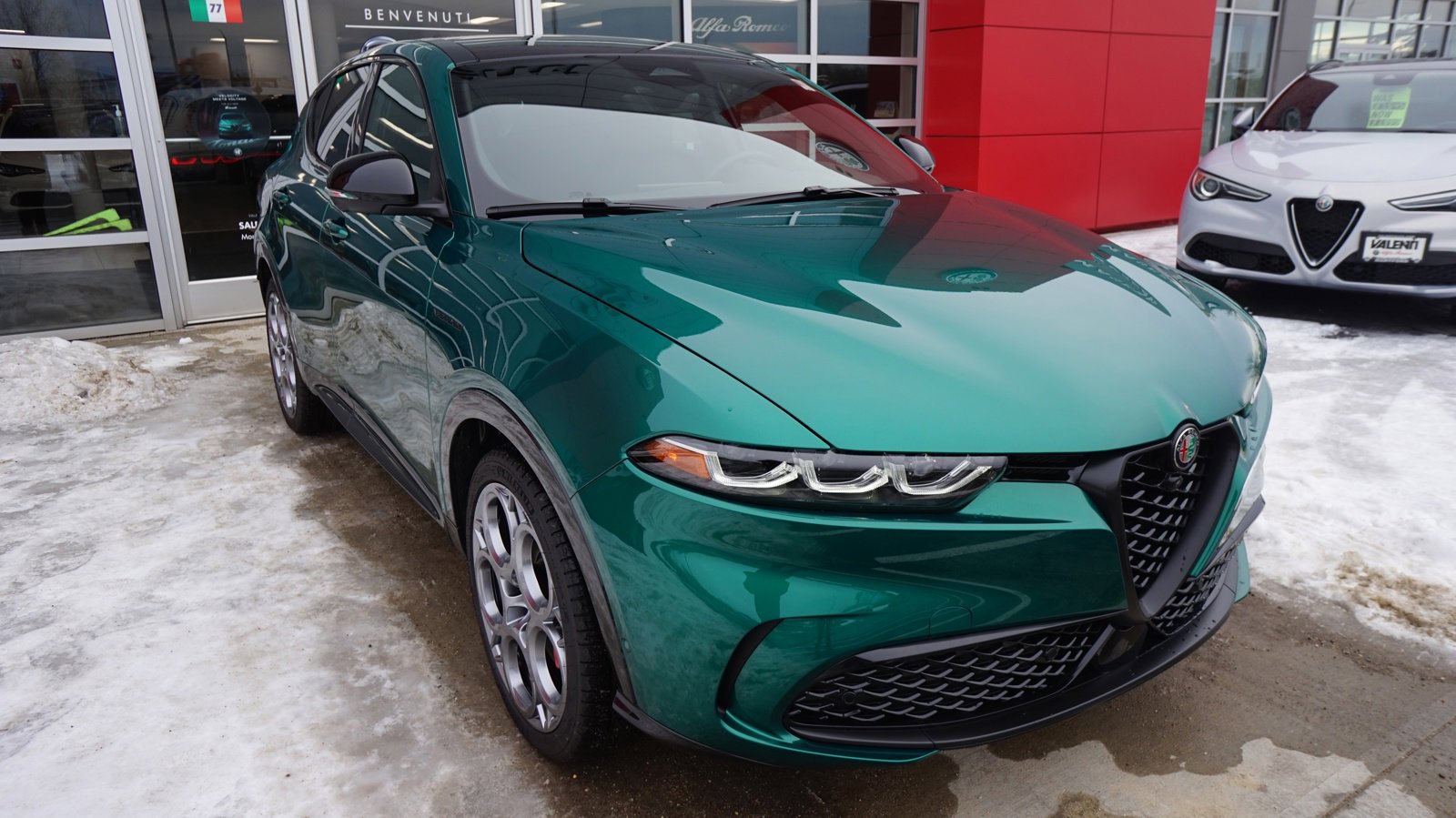 New 2024 Alfa Romeo Tonale Veloce image 5