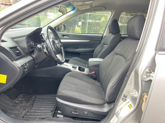 Used 2011 Subaru Outback 2.5i Premium image 18
