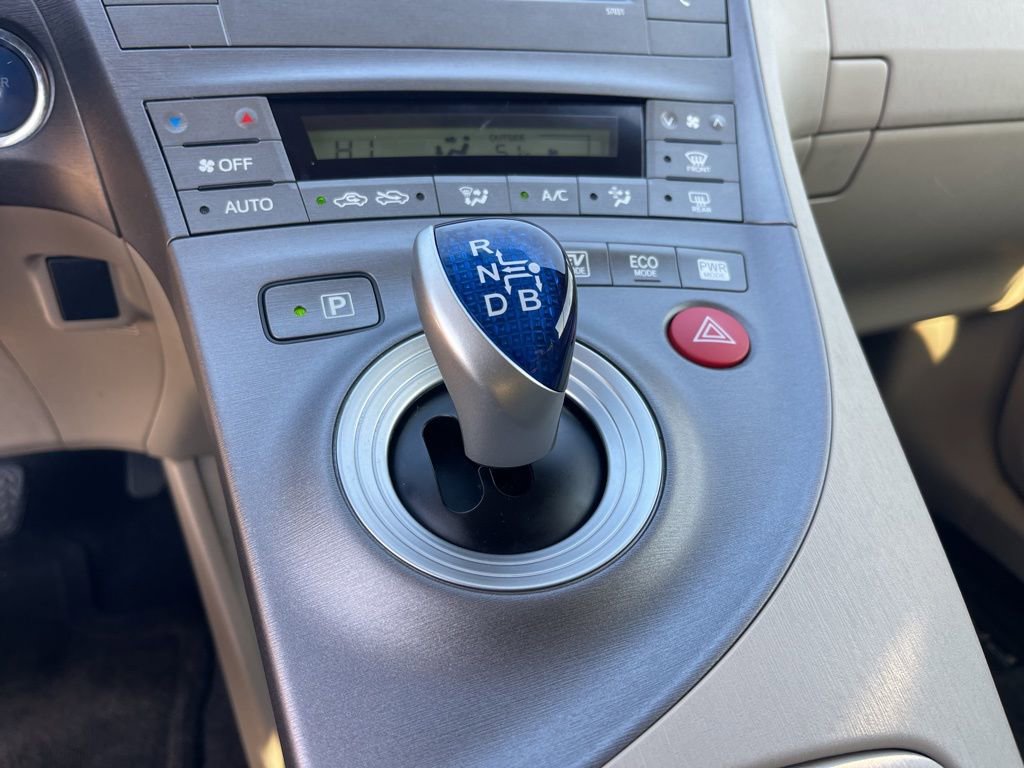 Used 2014 Toyota Prius Two image 15