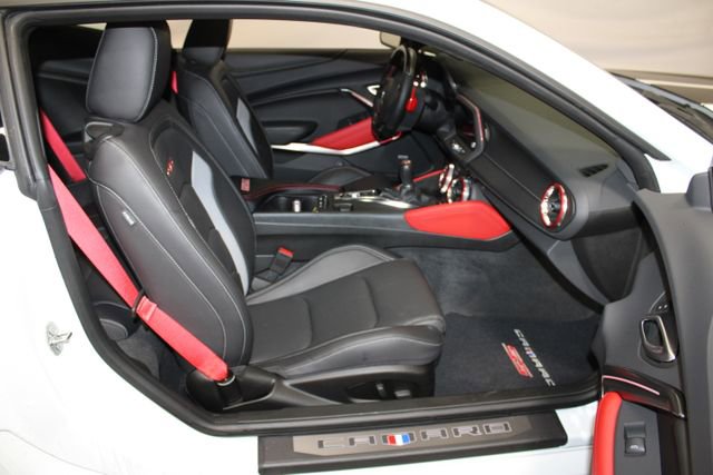 Used 2024 Chevrolet Camaro SS w/ Redline Edition RWD image 15
