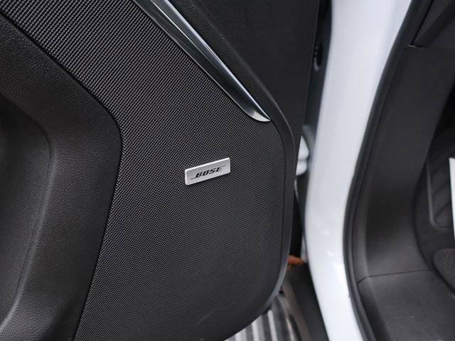 New 2026 GMC Yukon XL Denali w/ Sun & Power Step Package AWD/4WD image 18