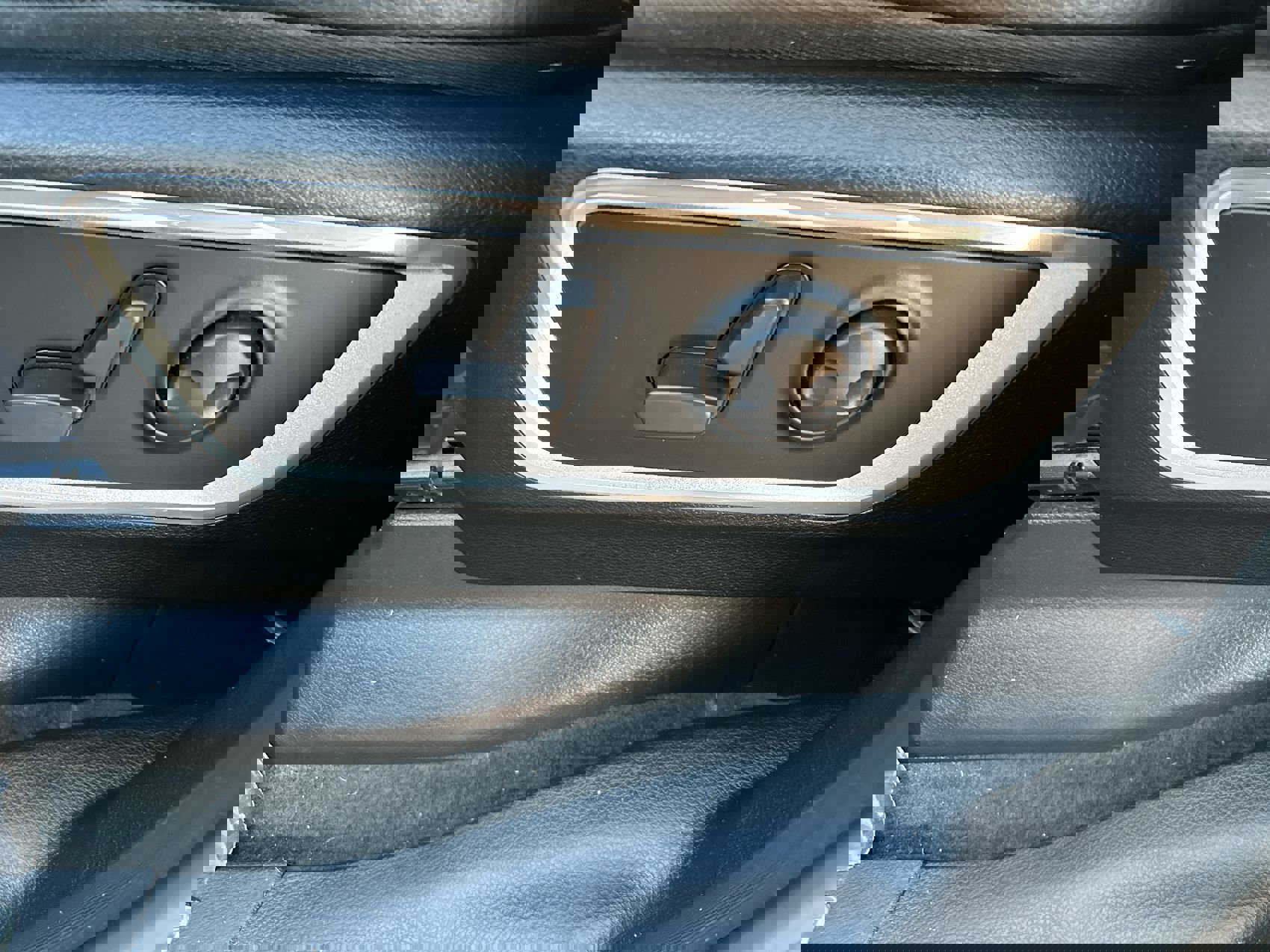 Used 2022 RAM 1500 Laramie image 12