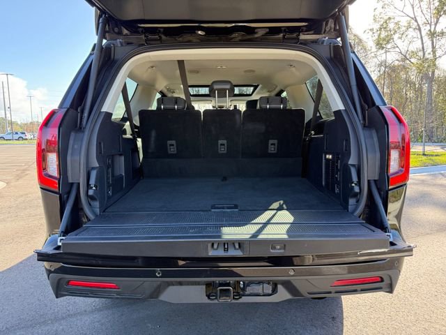 Used 2025 Ford Expedition Max Active image 10