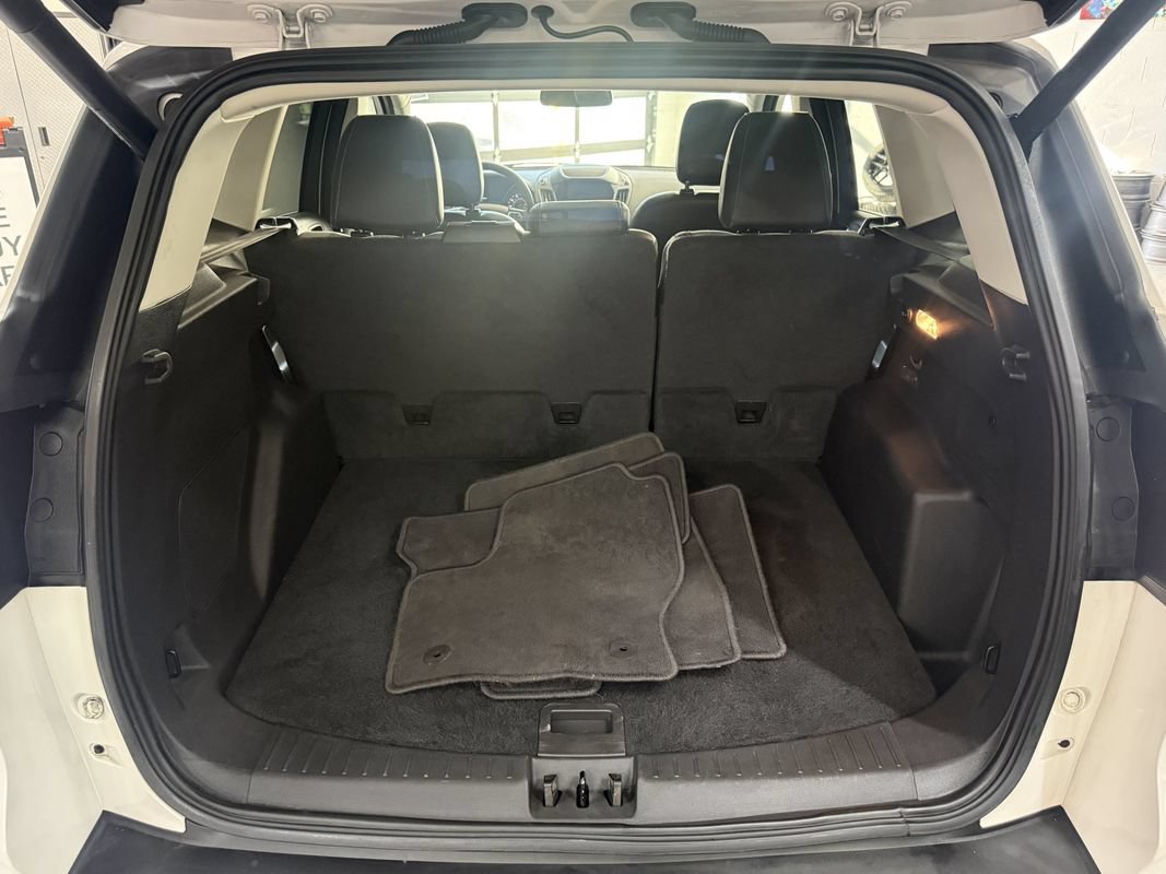 Used 2019 Ford Escape Titanium AWD/4WD image 19