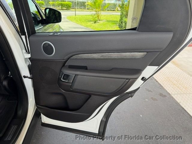 Used 2017 Land Rover Discovery HSE AWD/4WD image 84