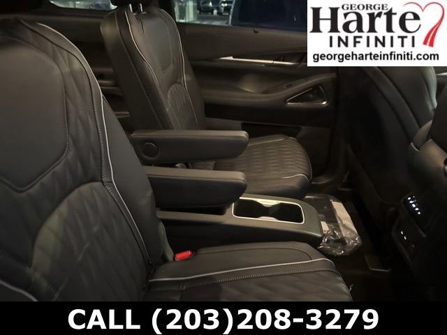 New 2026 INFINITI QX60 Autograph image 14