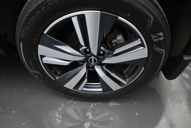 Used 2023 Nissan Rogue Platinum AWD/4WD image 19