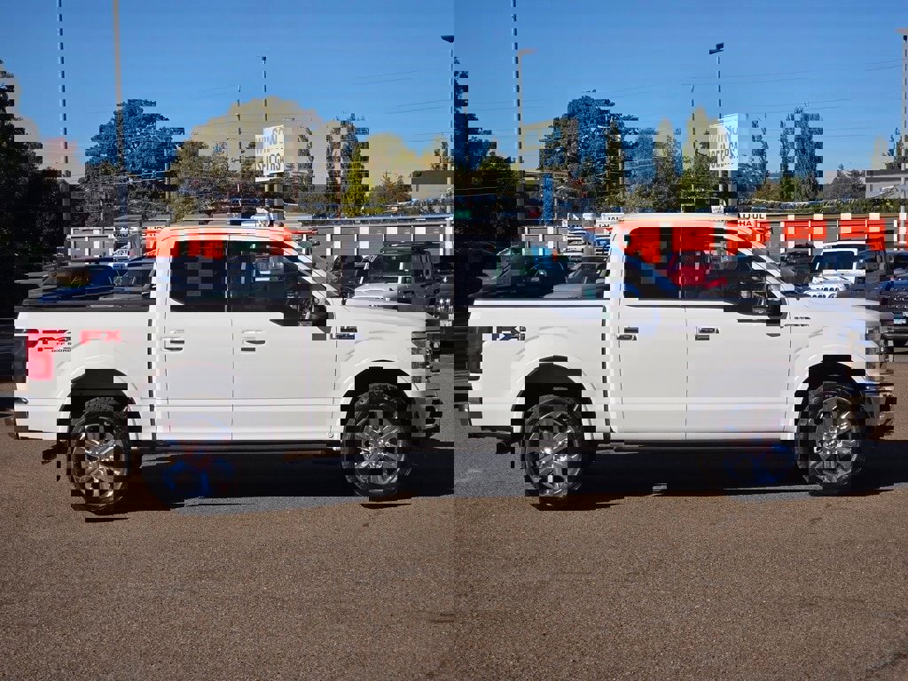 Used 2020 Ford F150 Lariat w/ Equipment Group 502A Luxury image 6