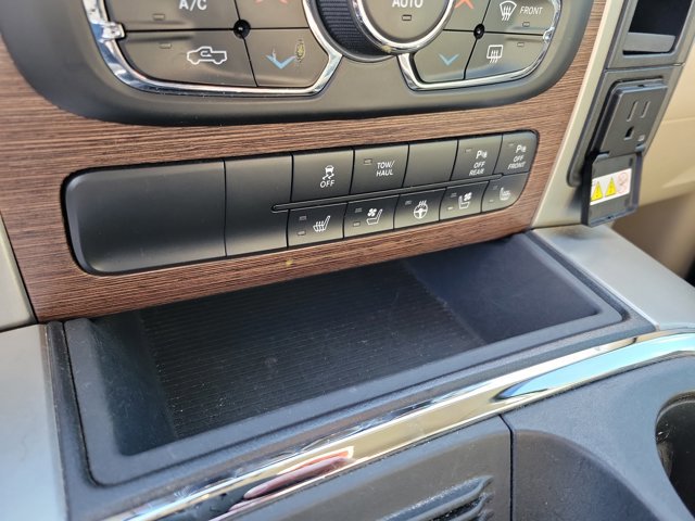 Used 2017 RAM 1500 Laramie w/ Convenience Group image 30