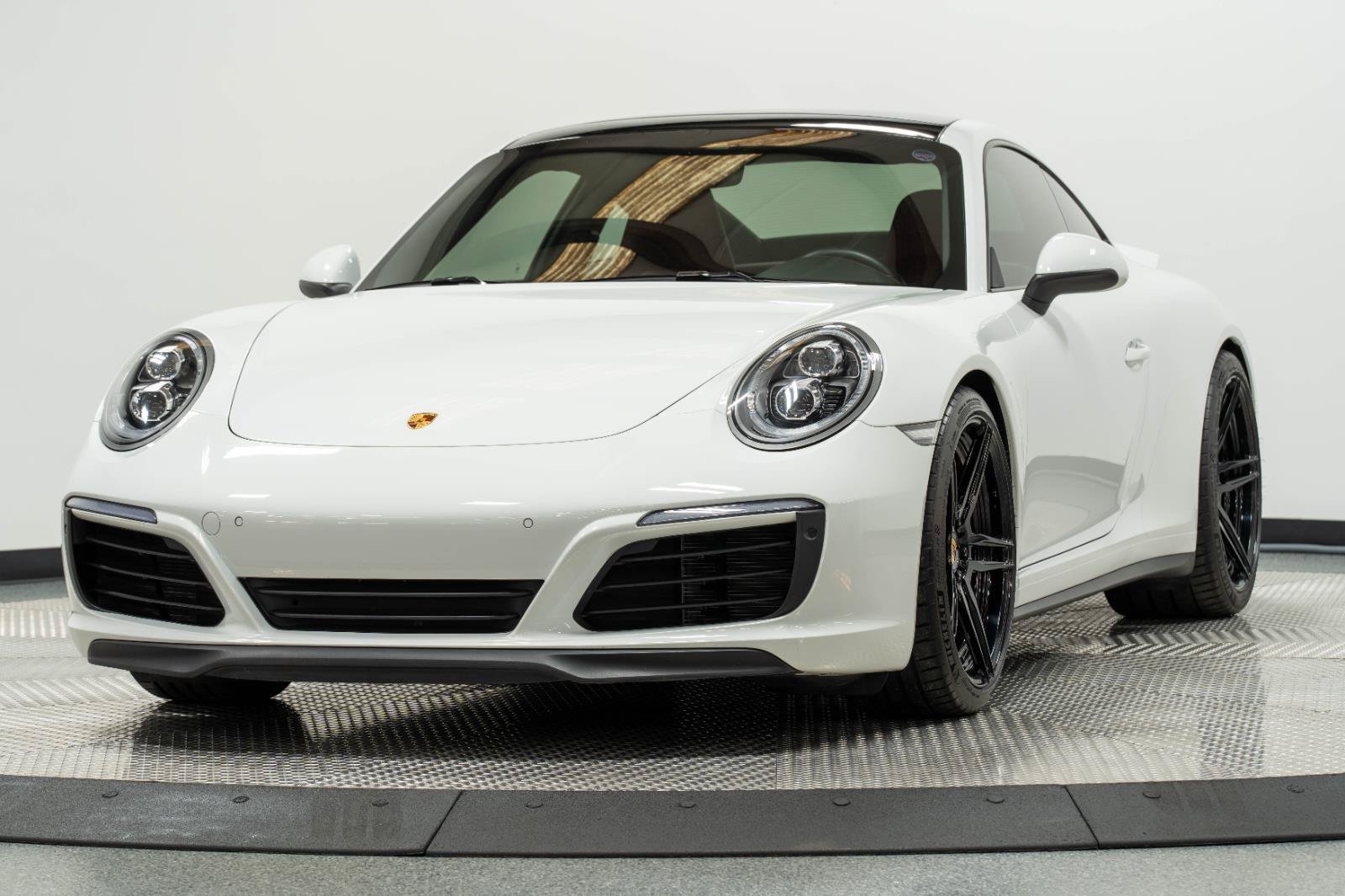 Used 2018 Porsche 911 Carrera 4S AWD/4WD image 7