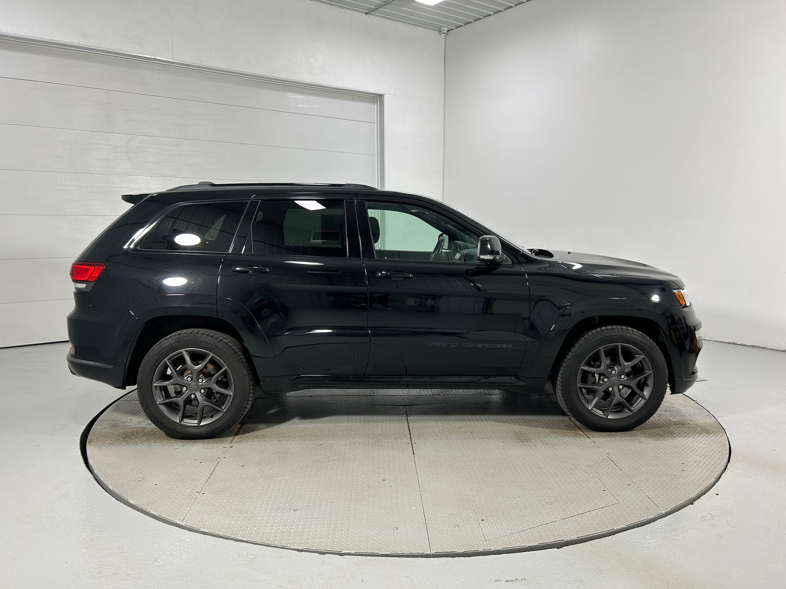Used 2020 Jeep Grand Cherokee Limited X AWD/4WD image 39