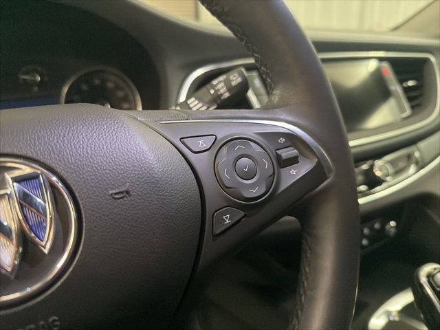 Used 2021 Buick Enclave Essence FWD image 18