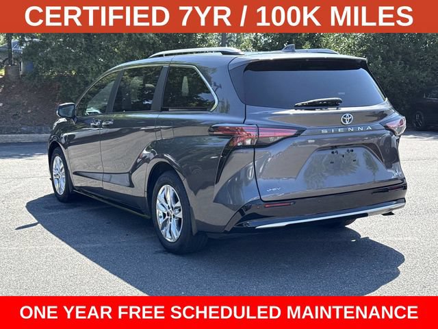 Used 2025 Toyota Sienna Limited FWD image 4