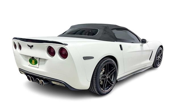 Used 2013 Chevrolet Corvette Convertible image 2