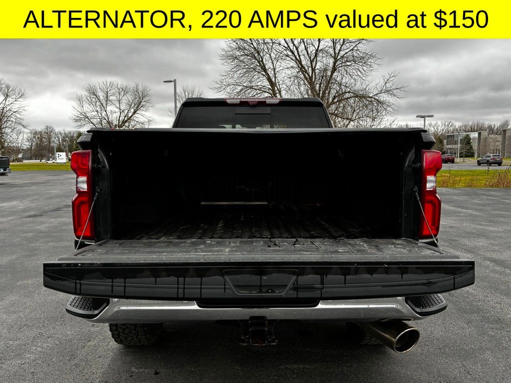 Used 2022 Chevrolet Silverado 2500 LTZ w/ LTZ Premium Package image 10