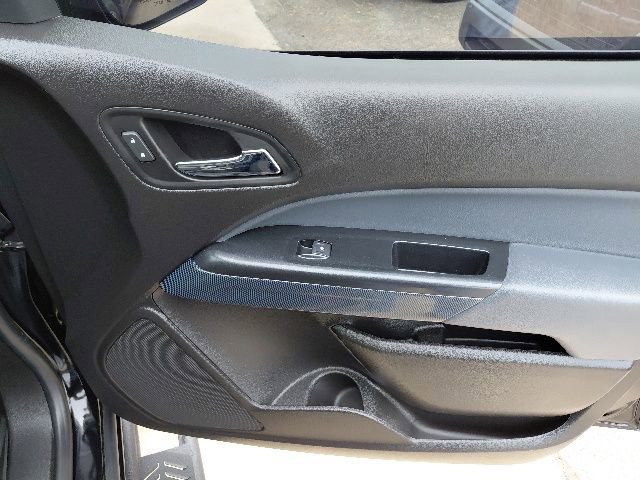 Used 2021 Chevrolet Colorado Z71 AWD/4WD image 31