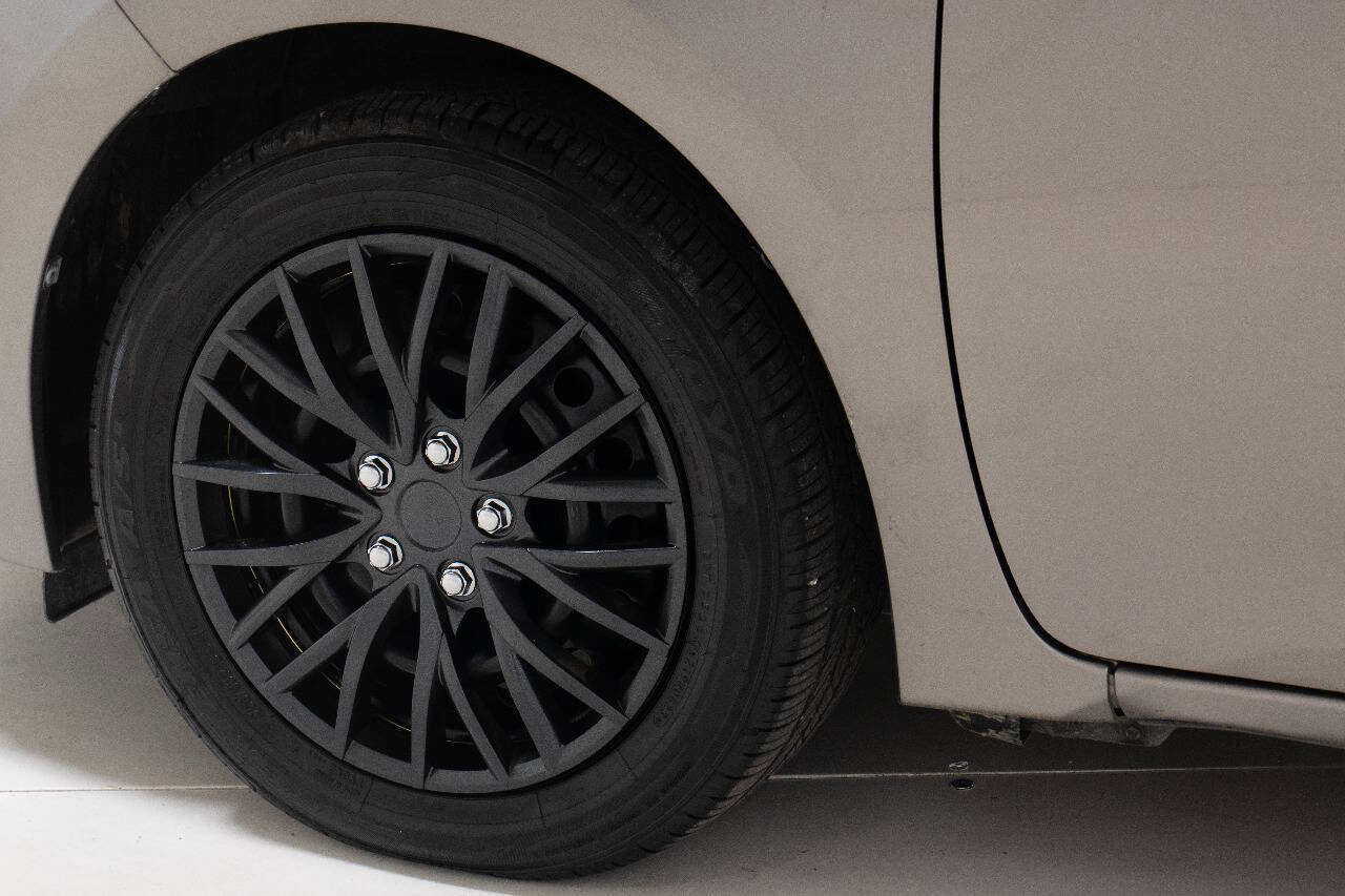 Used 2016 Toyota Corolla LE image 53