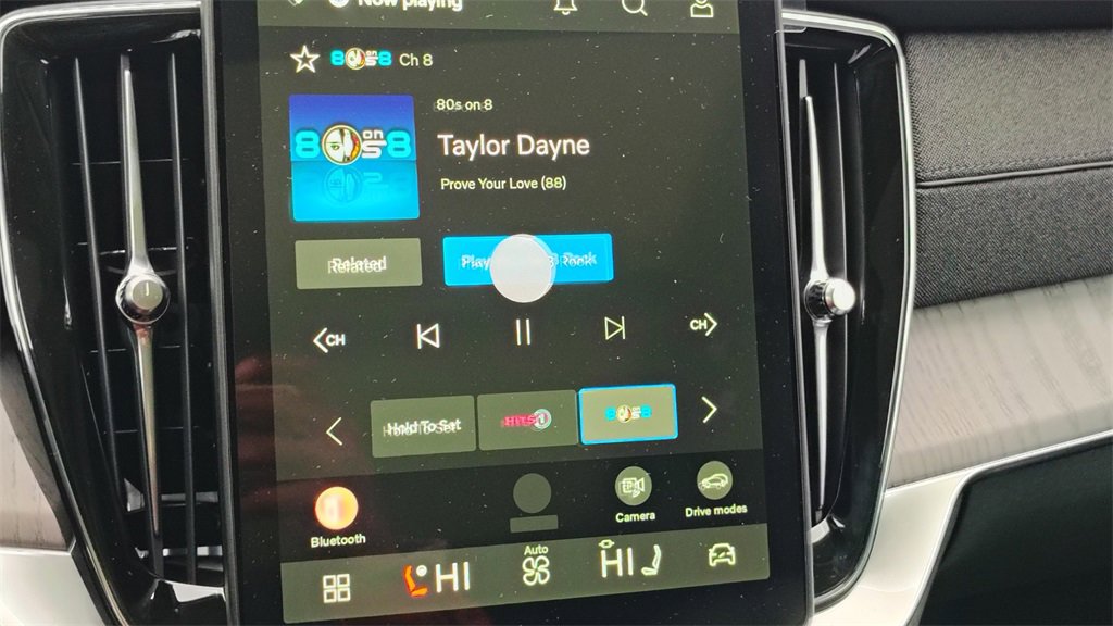 New 2026 Volvo XC90 B6 Ultra w/ Protection Package image 21