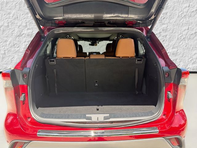 Used 2020 Toyota Highlander Platinum AWD/4WD image 12
