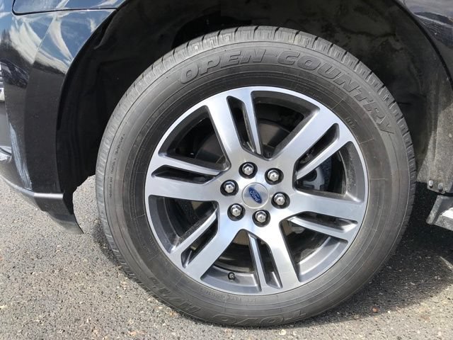 Used 2023 Ford Expedition Limited AWD/4WD image 23