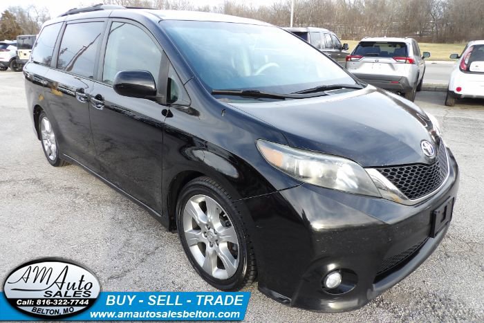 Used 2012 Toyota Sienna SE FWD image 7