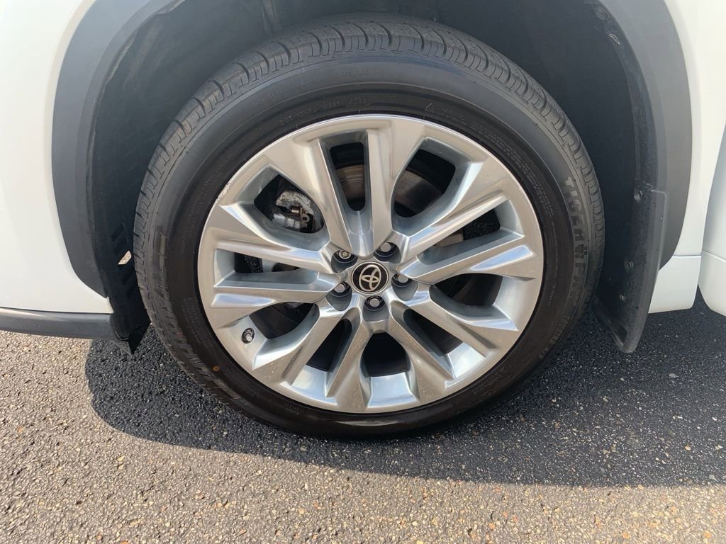 Used 2022 Toyota Highlander Limited image 30