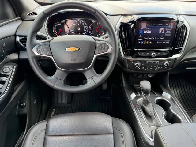 Used 2023 Chevrolet Traverse High Country AWD/4WD image 19