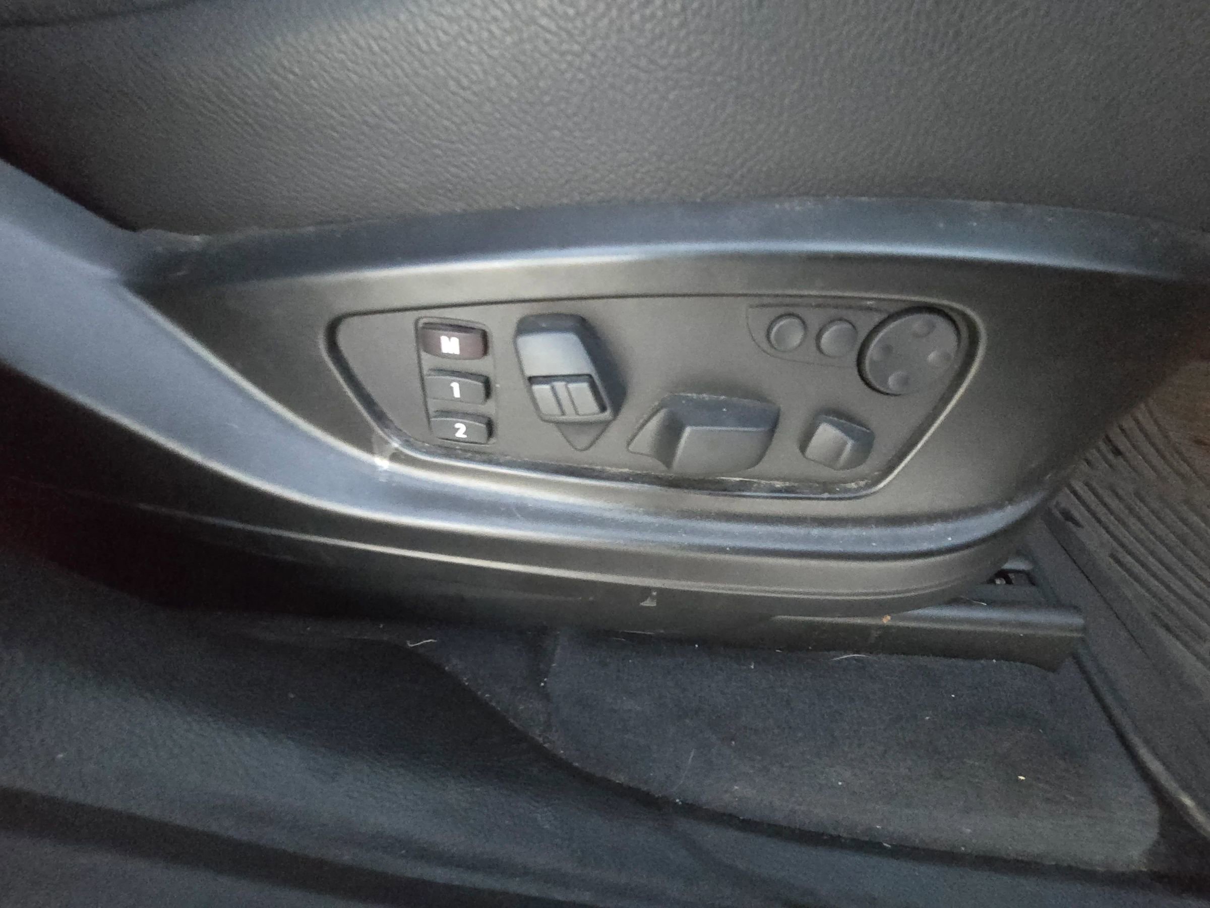 Used 2013 BMW X6 xDrive35i image 23