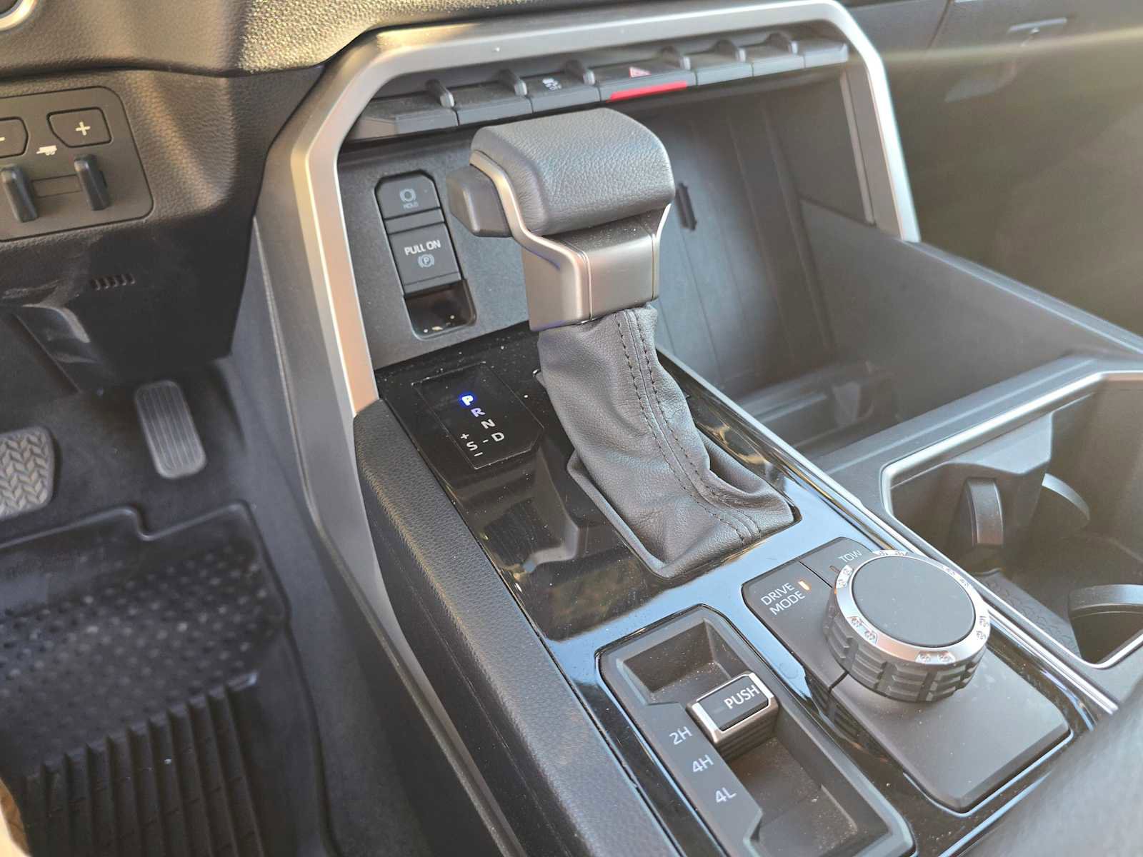 Used 2024 Toyota Tundra SR5 image 32