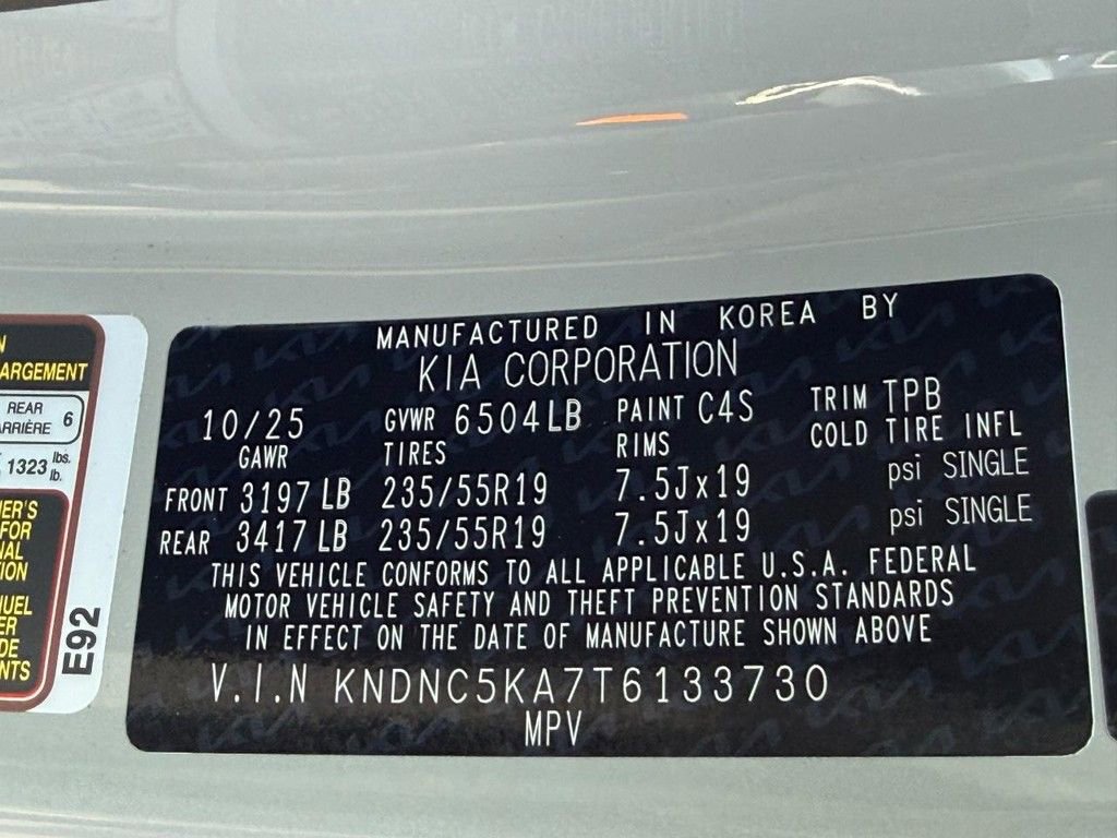 New 2026 Kia Carnival EX image 22