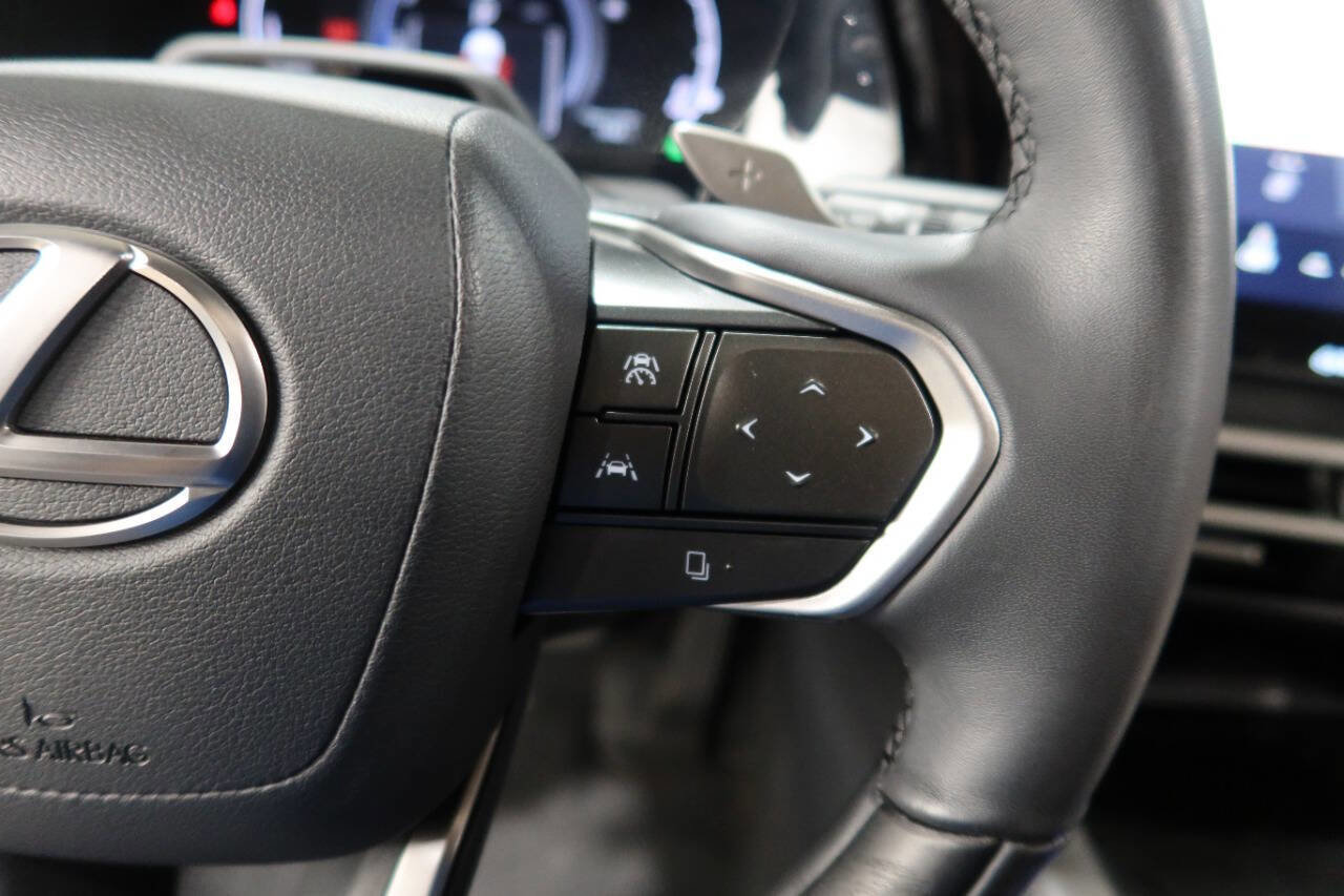Used 2023 Lexus RX 350 w/ Cold Area Package AWD/4WD image 35