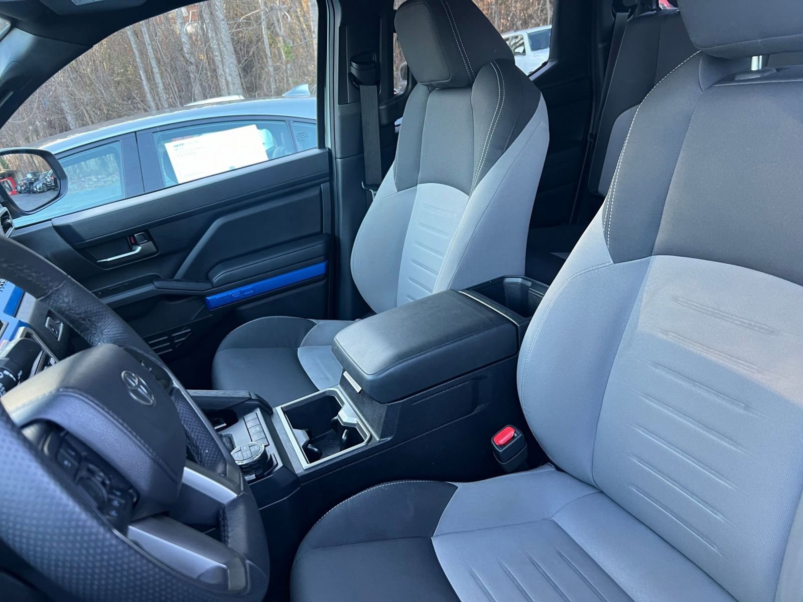 Used 2025 Toyota Tacoma TRD Off-Road image 21