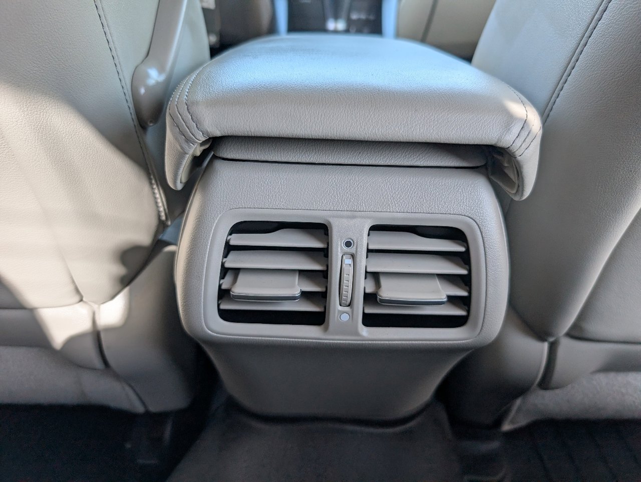 Used 2013 Acura TSX Sedan image 7