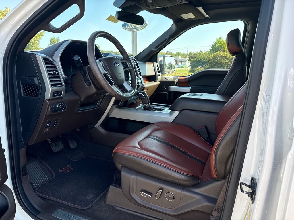 Used 2019 Ford F150 King Ranch w/ Equipment Group 601A Luxury AWD/4WD image 11