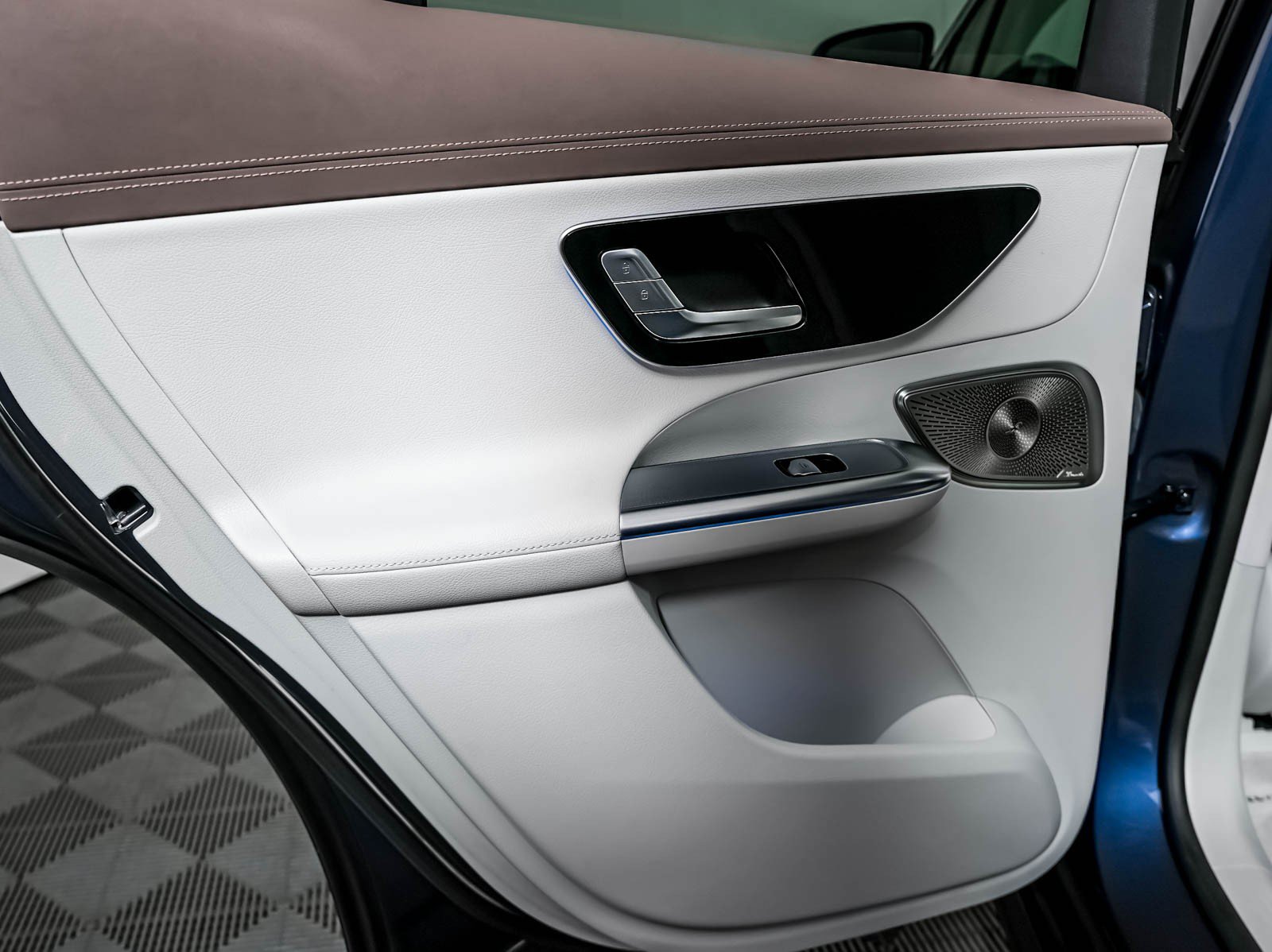 Certified 2023 Mercedes-Benz EQE 350+ 4MATIC SUV image 20