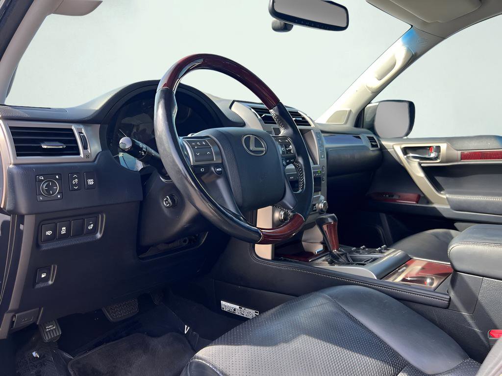Used 2017 Lexus GX 460 Luxury image 59