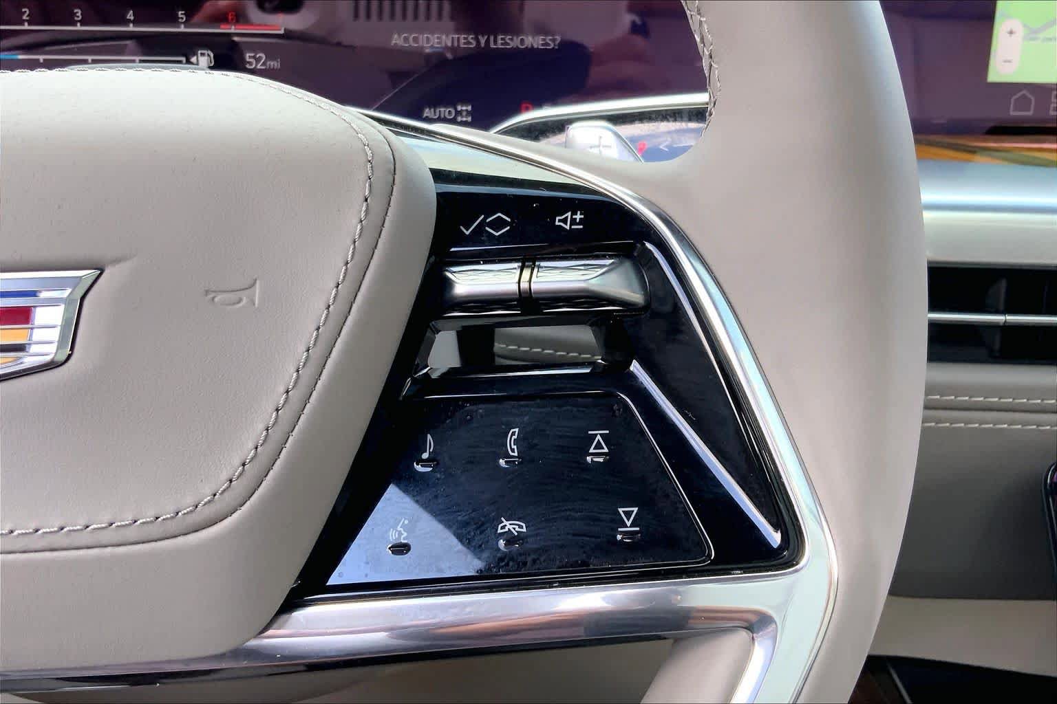 Used 2025 Cadillac Escalade Sport Platinum w/ LPO, ONYX Package AWD/4WD image 25