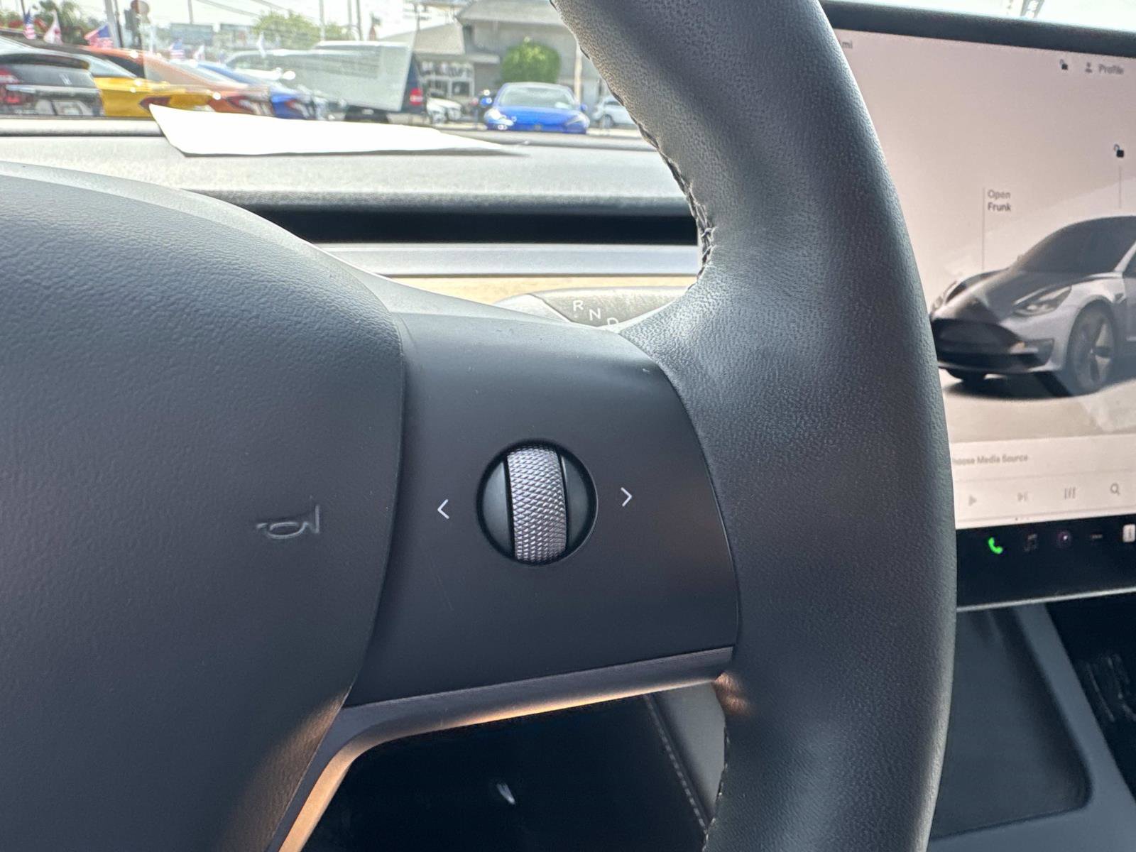 Used 2023 Tesla Model 3 Standard Range image 15