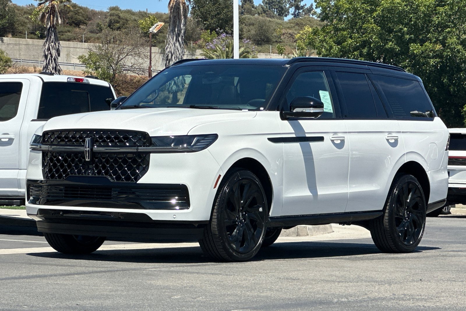 New 2026 Lincoln Navigator Black Label AWD/4WD image 7